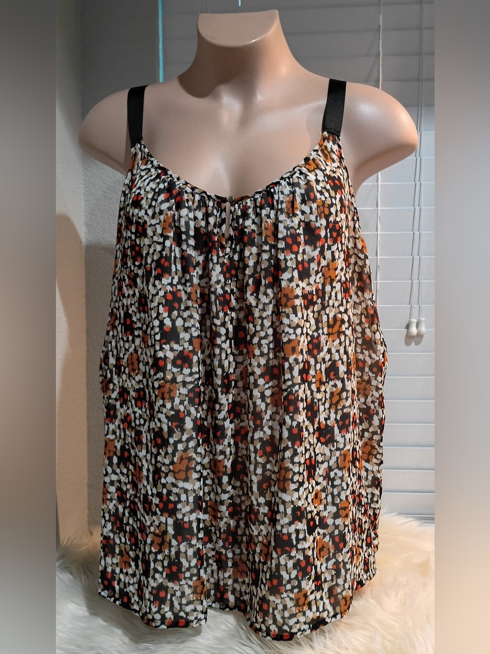 Lane Bryant Women’s 4X Sleeveless Top